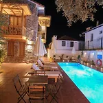 Δωμάτια σε οικογενειακή κατοικία The Cadianda *